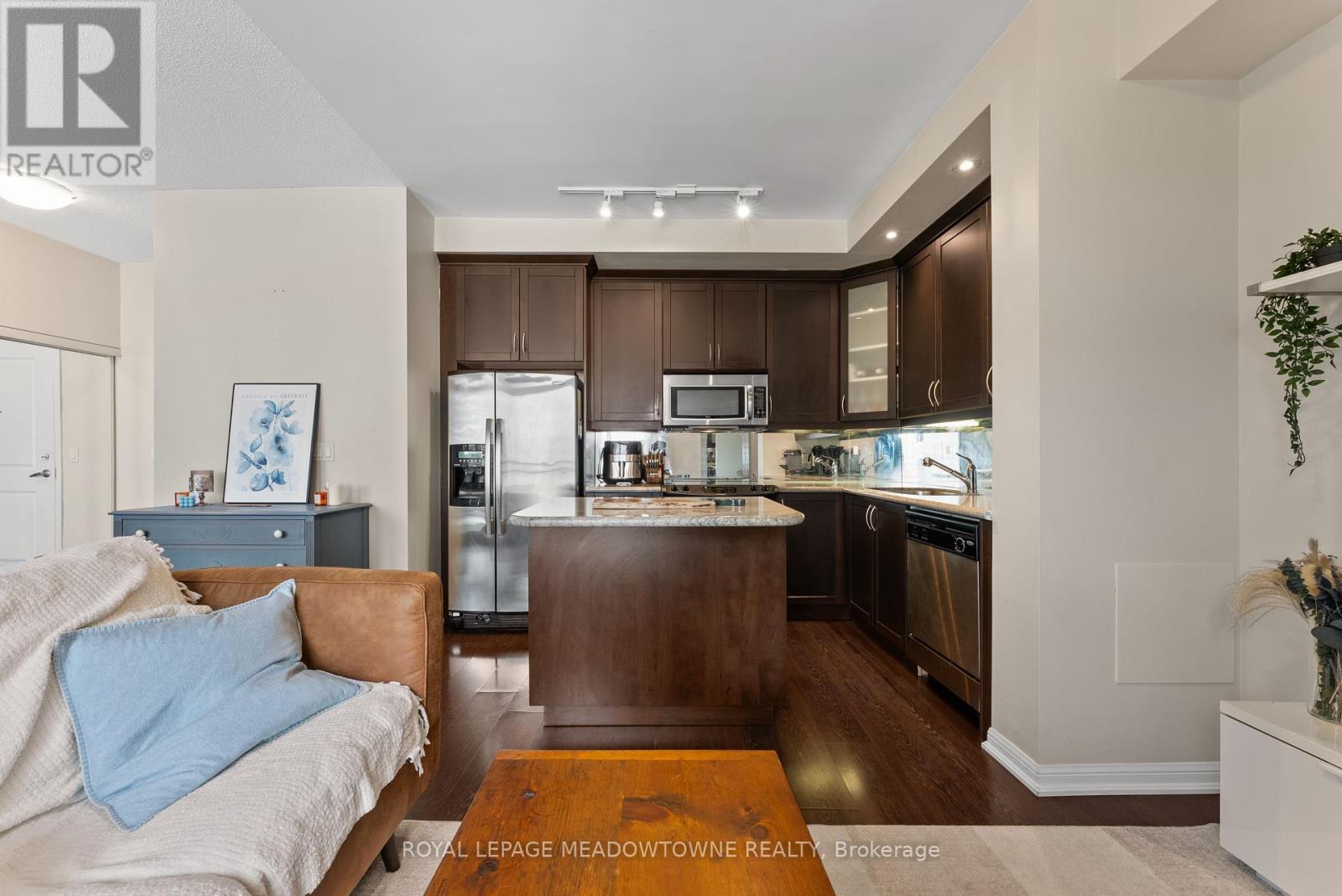 916 628 Fleet Street