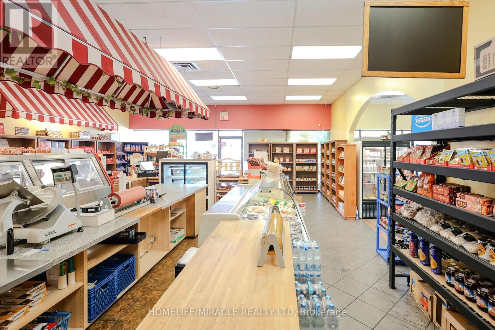 1 2 754 Queenston Road