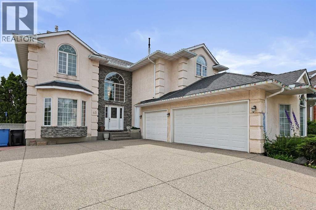 43 Schiller Crescent Nw