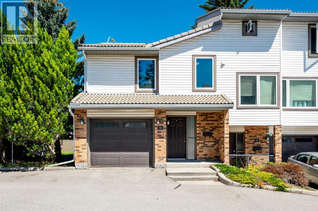 38 Coachway Gardens Sw
