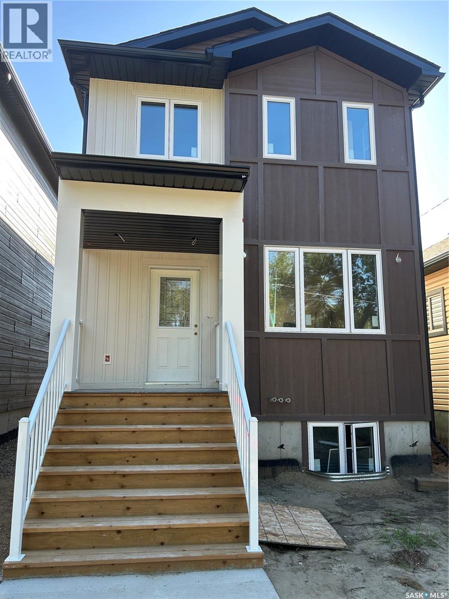 534 K Avenue N