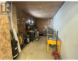 Bath (# pieces 1-6) - 6858 Highway 105, River Denys, NS B0E2Y0 Photo 4