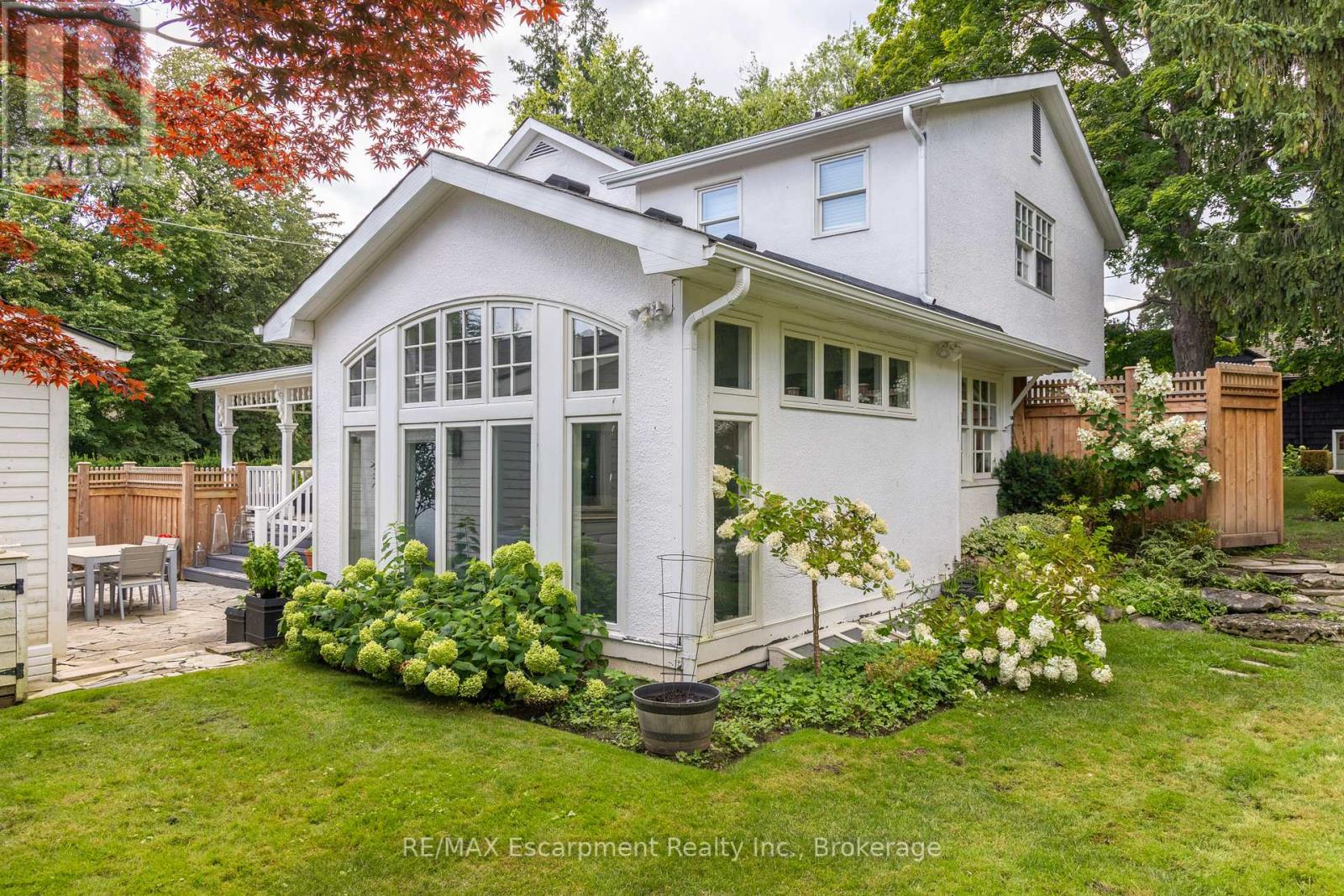 212 King Street