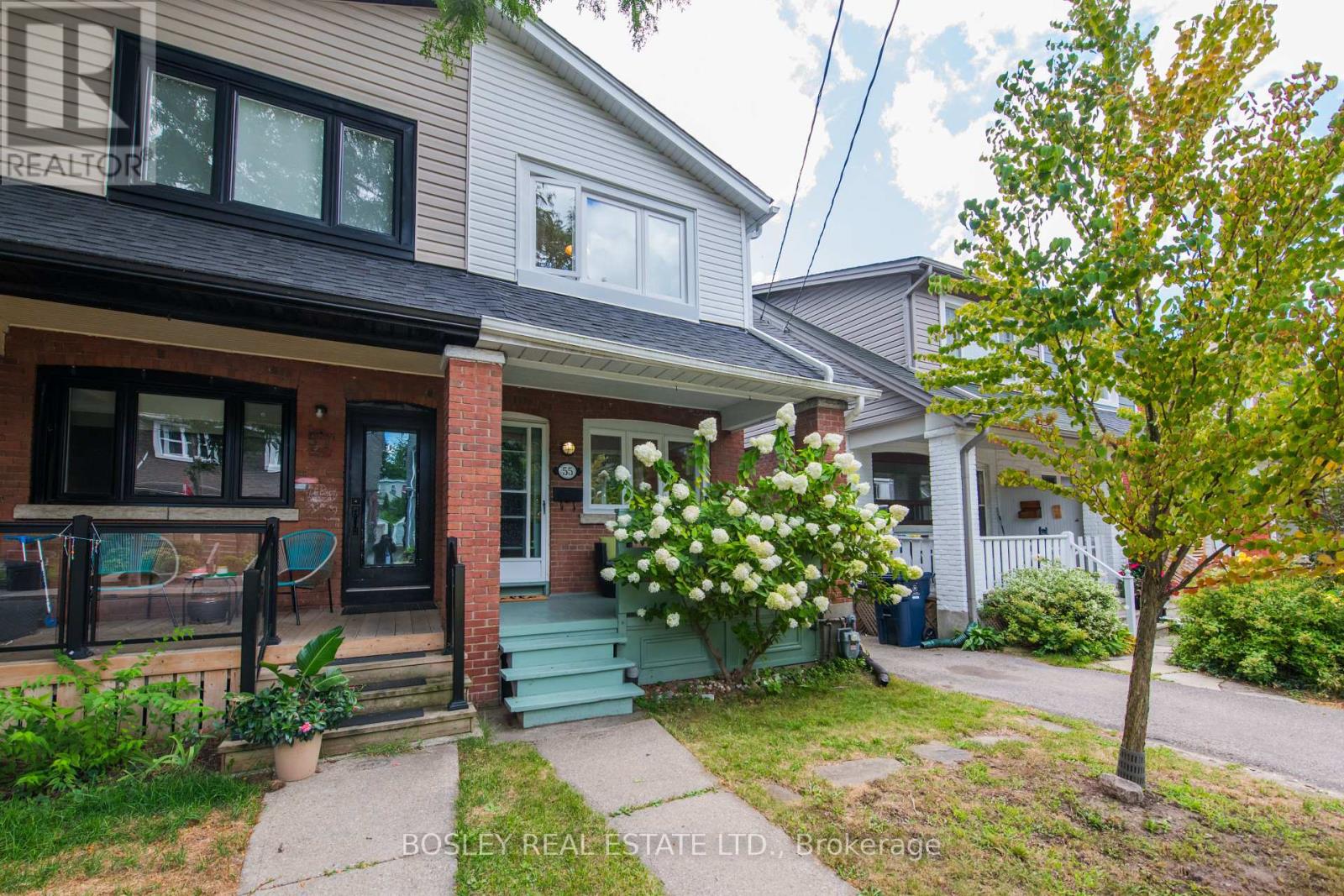 55 Robbins Avenue