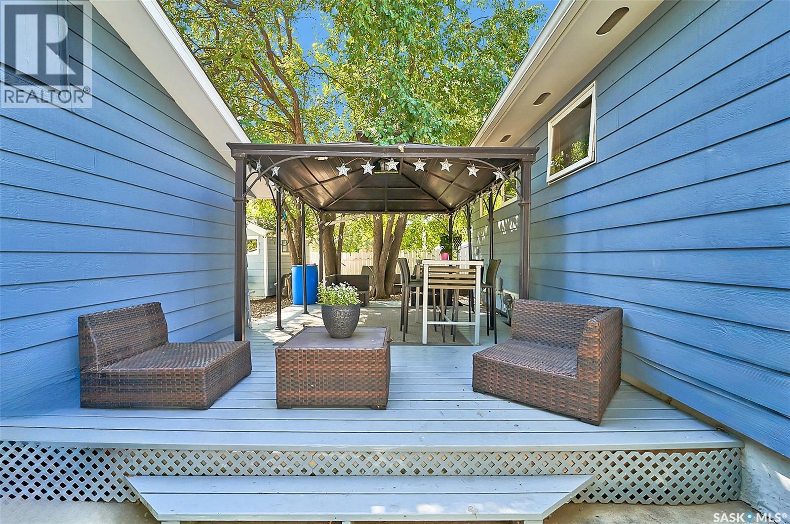 2105 Richardson Road