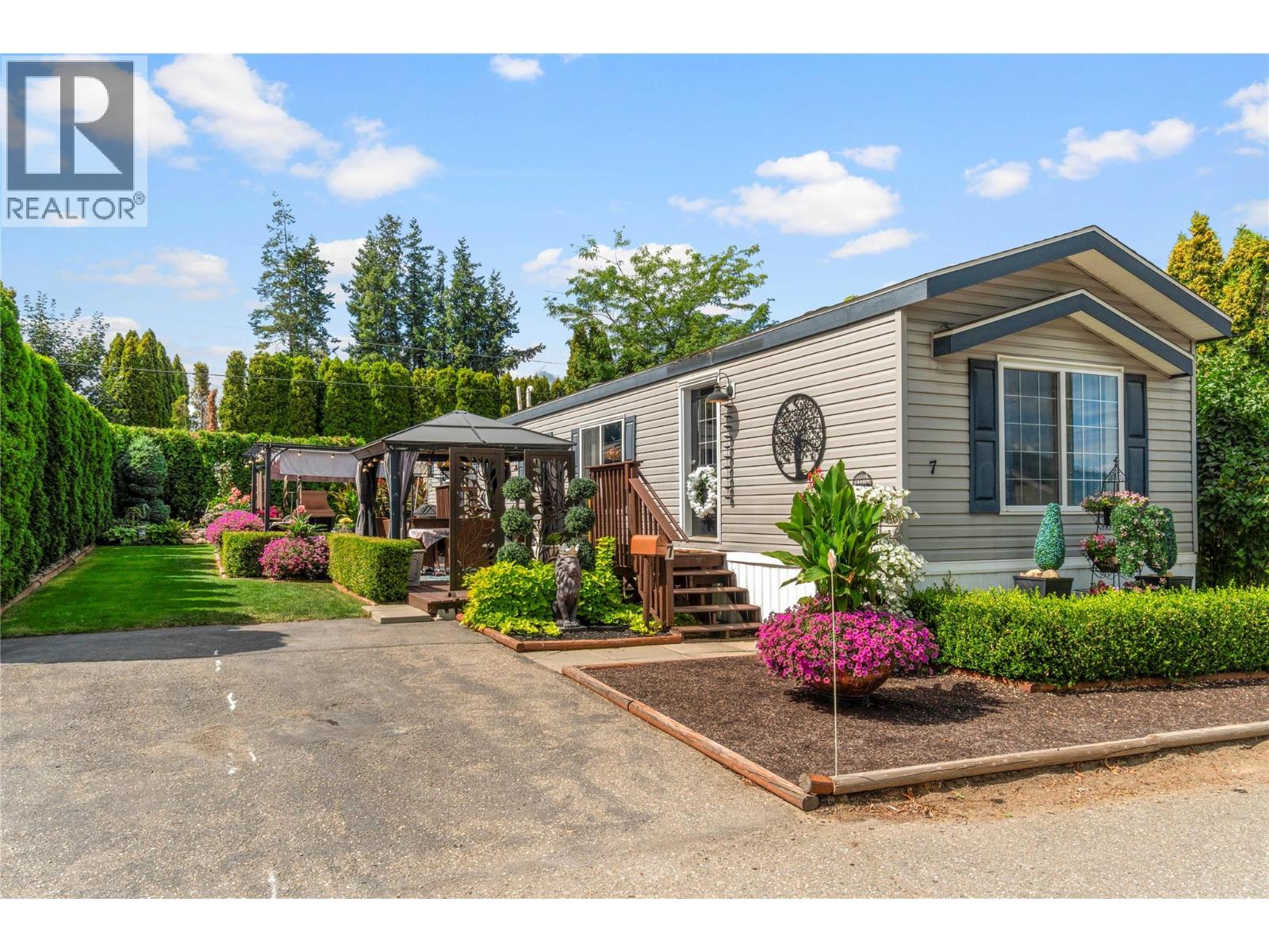 3350 10th Avenue Ne Unit 7