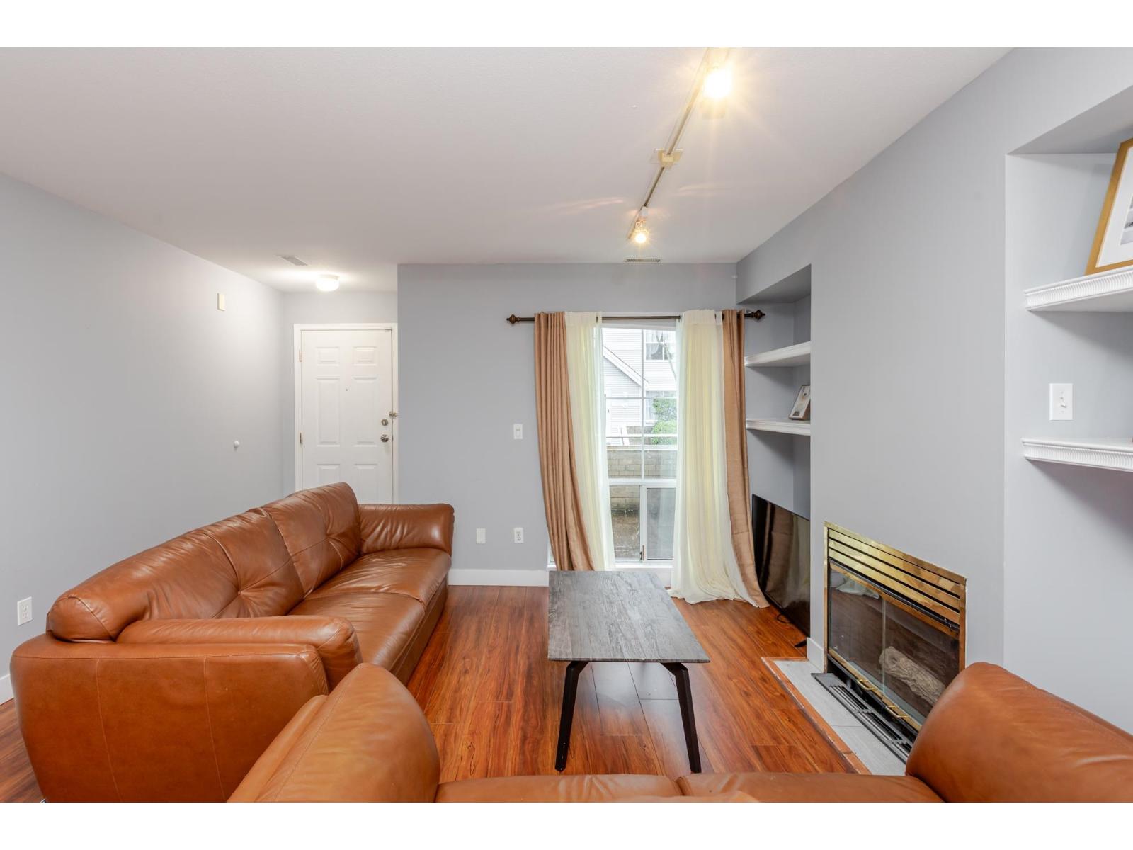 20 13713 72 A Avenue