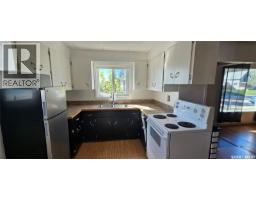 Bedroom - 21 8th Avenue Ne, Swift Current, SK S9H2P2 Photo 5