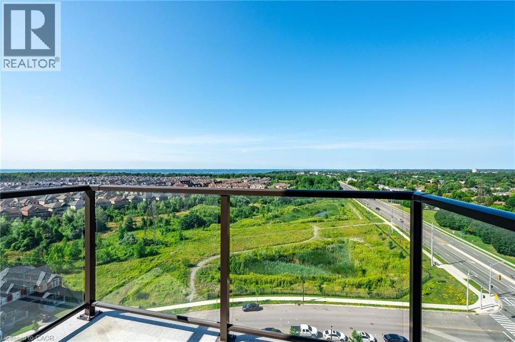 450 Dundas Street E Unit 1111
