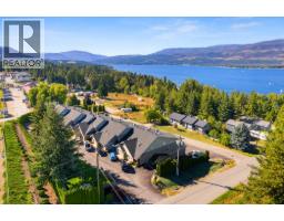 Games room - 2802 Henstridge Road Unit 2, Sorrento, BC V0E2W0 Photo 2