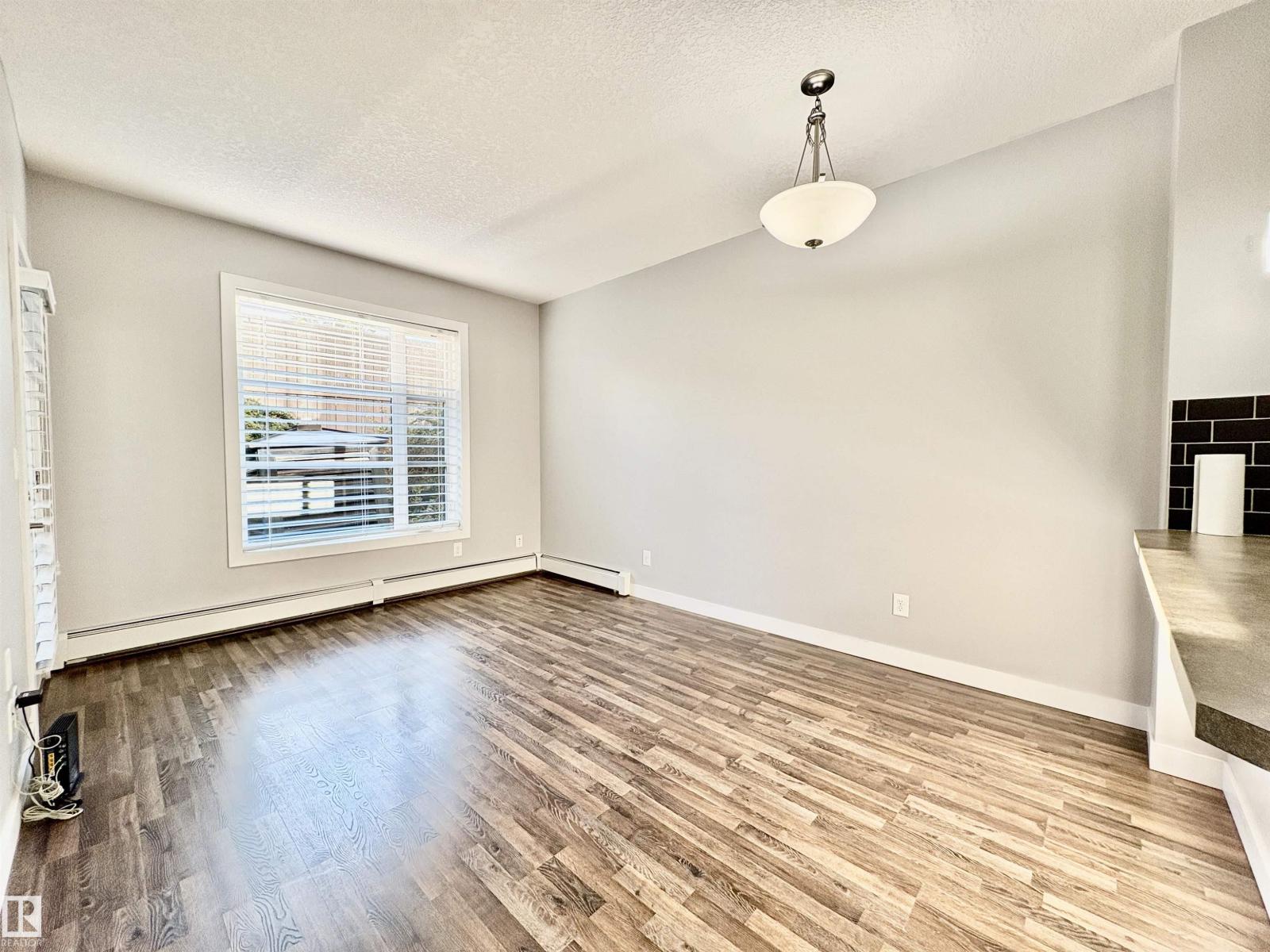 106 2590 Anderson Wy Sw