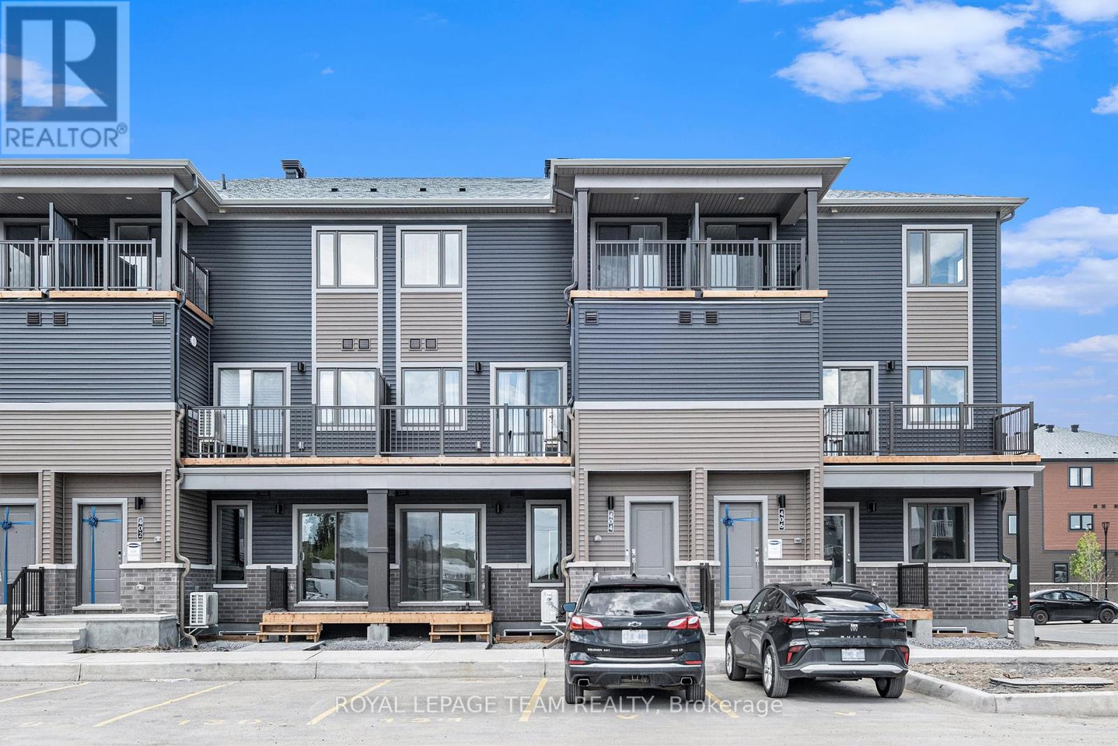 404 Lillian Freiman Private
