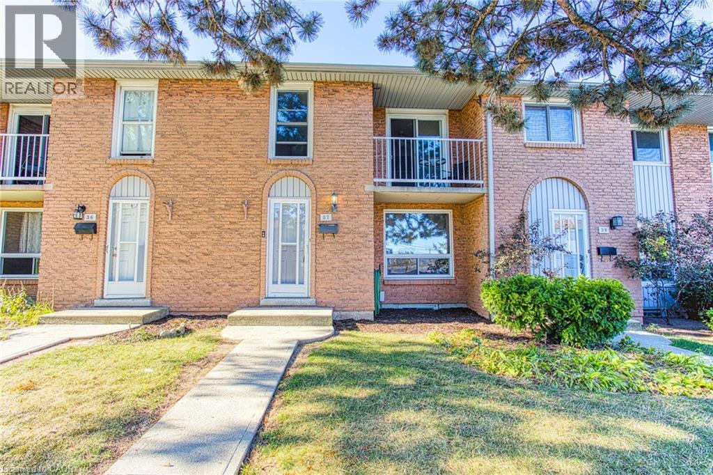 151 Gateshead Crescent Unit 37