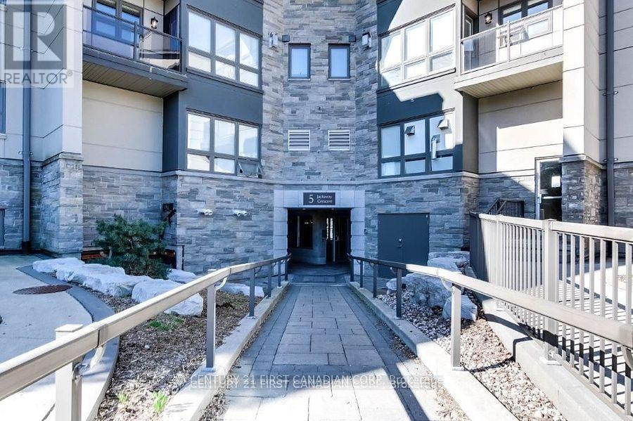 317 5 Jacksway Crescent