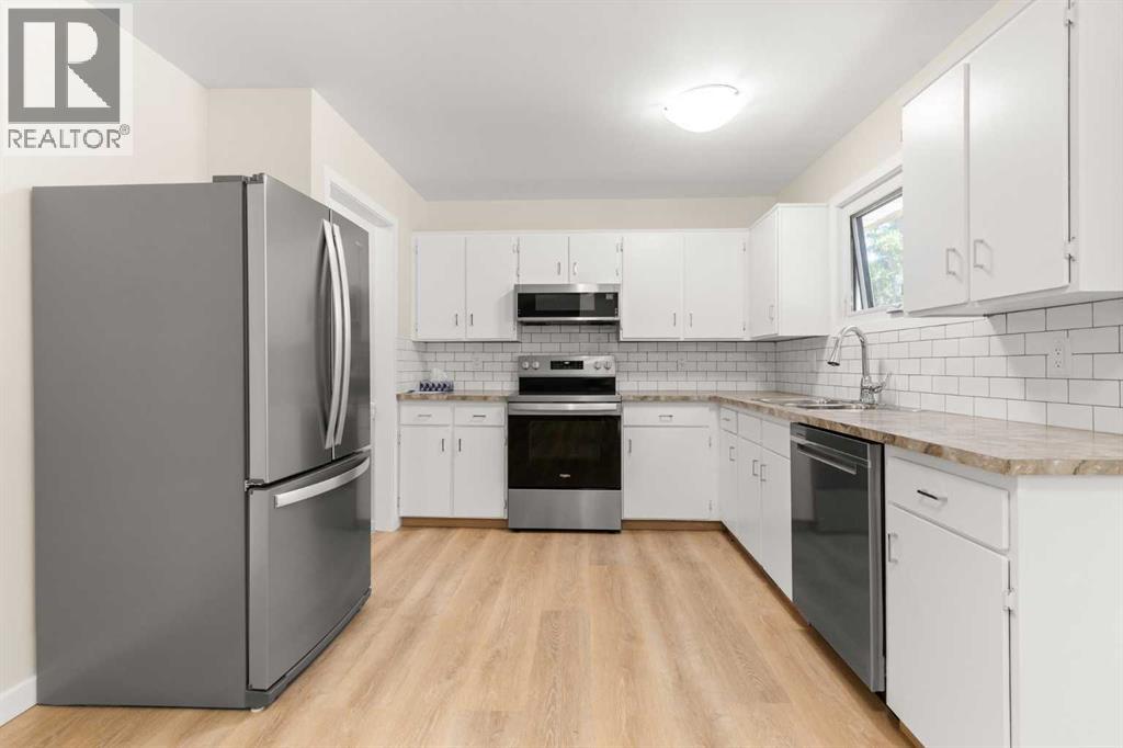 1804 17 Street Se