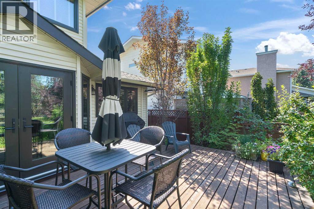 2115 Douglasbank Crescent Se