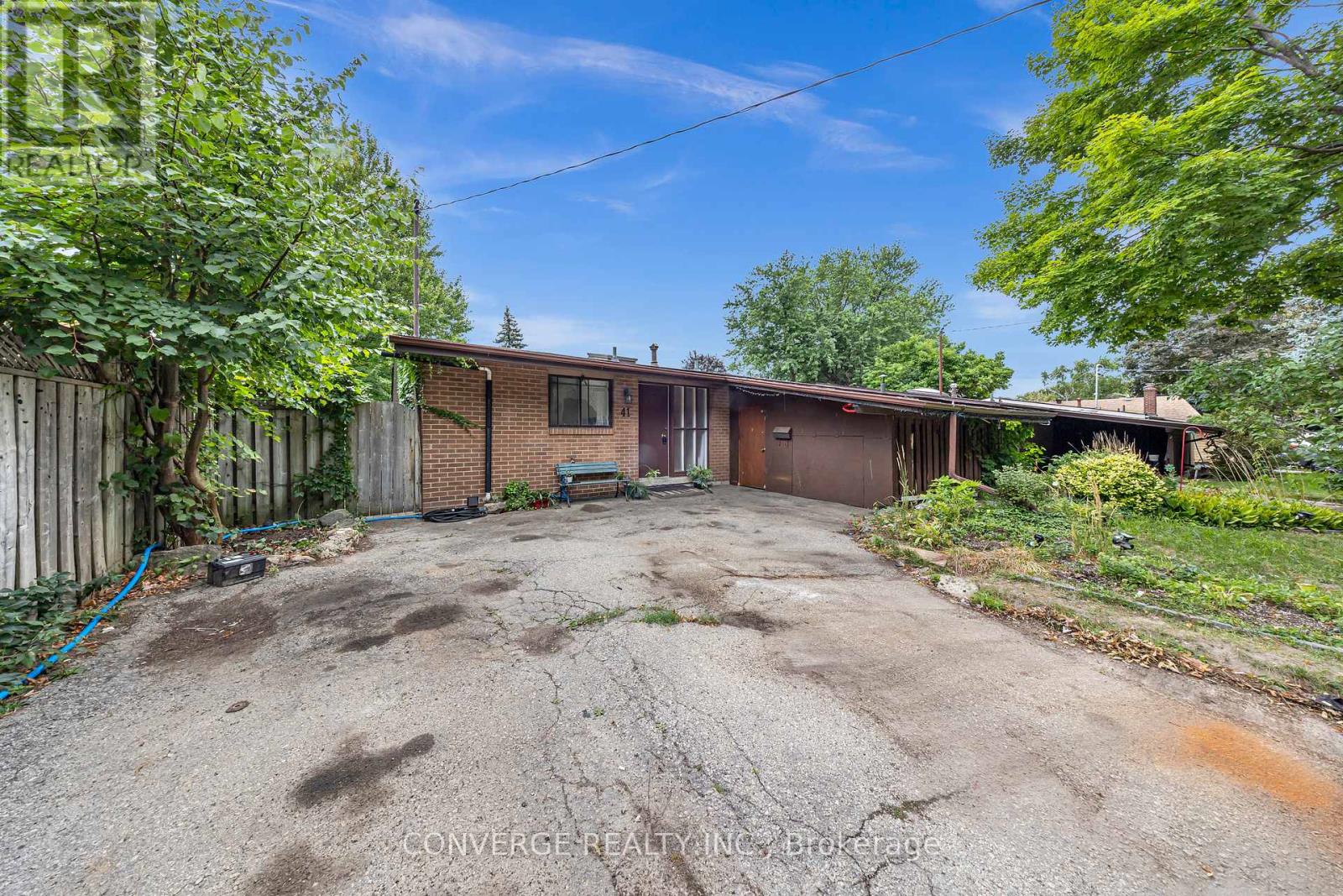 41 Brookridge Drive