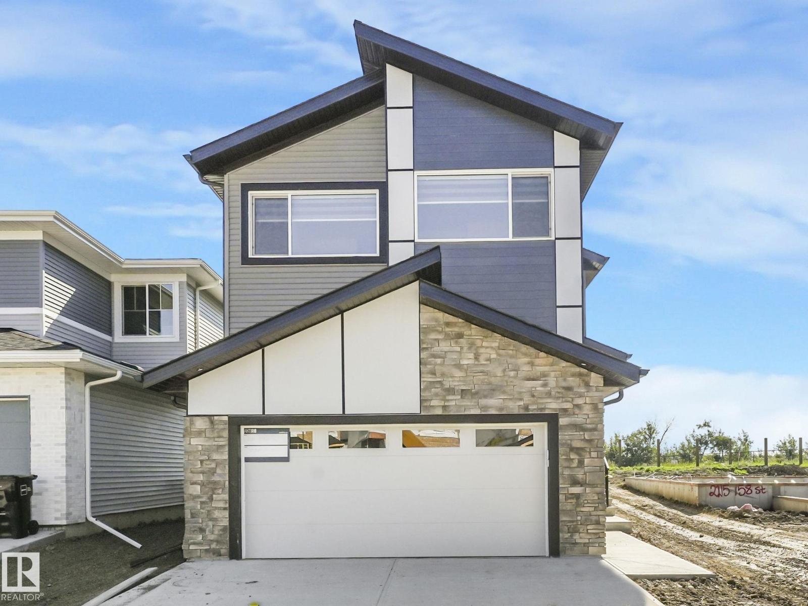 2211 158 St Sw