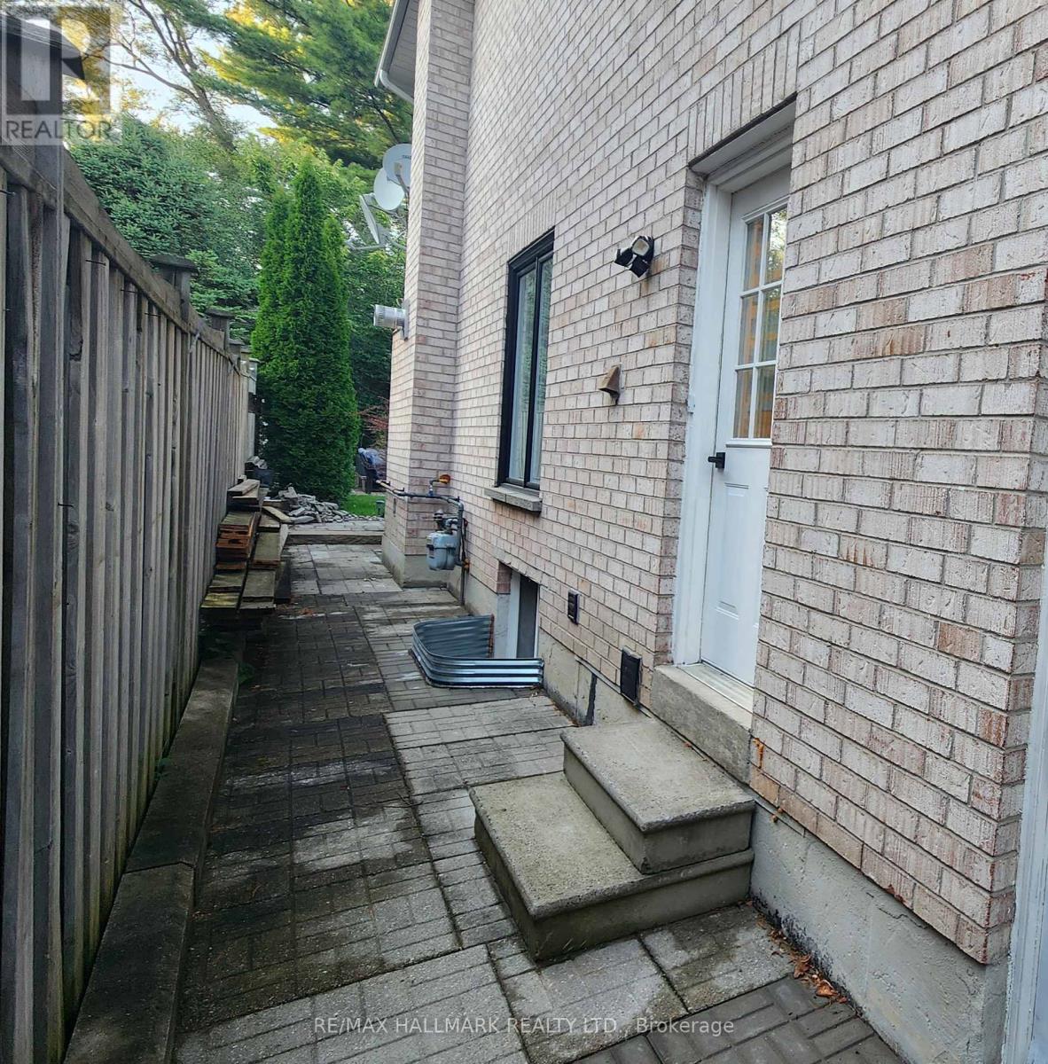 Bsmt A 97 Luba Avenue