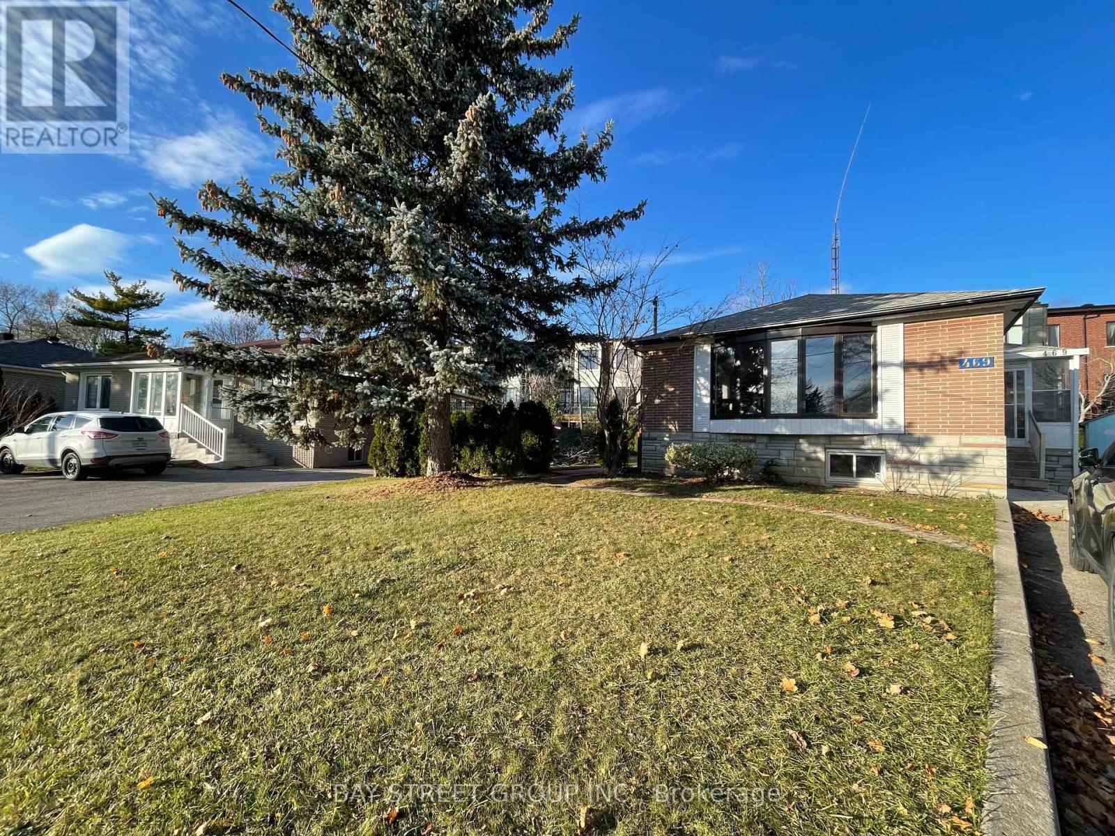 Bsmt 469 Lynett Crescent
