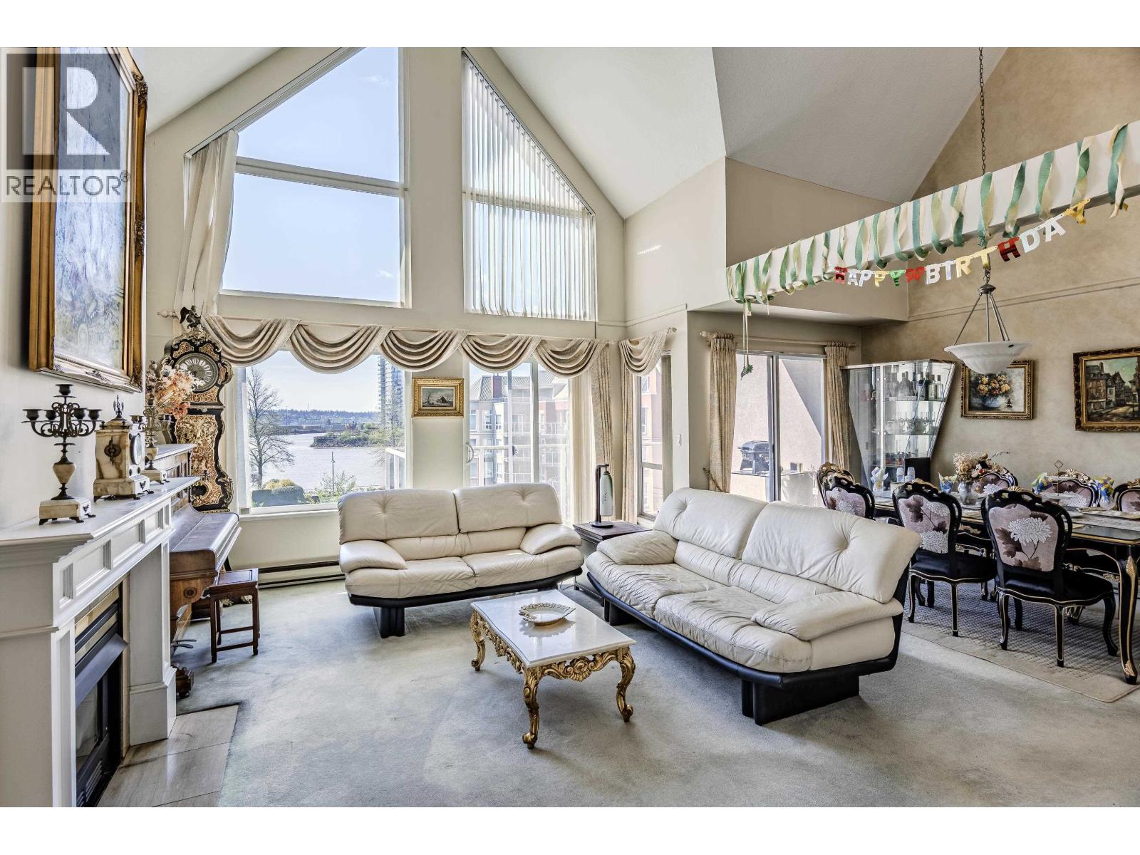 411 B 1210 Quayside Drive