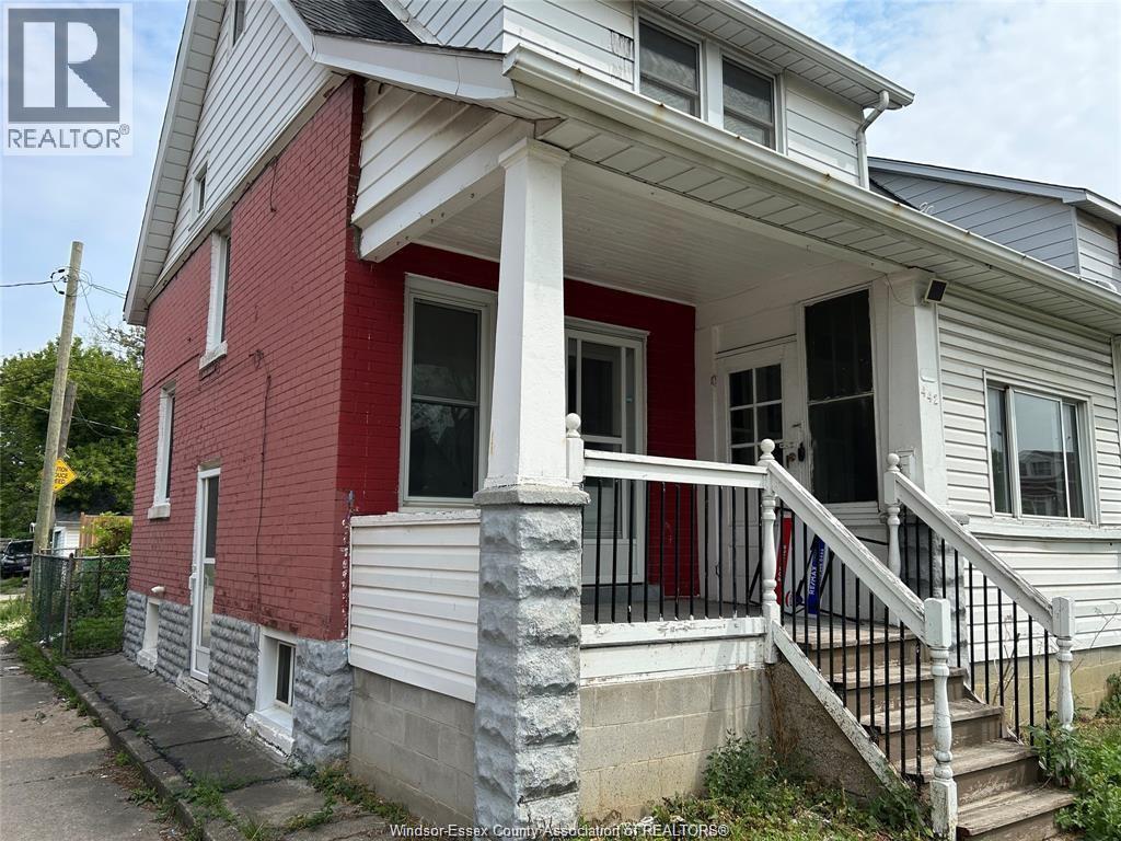 442 Erie Street West