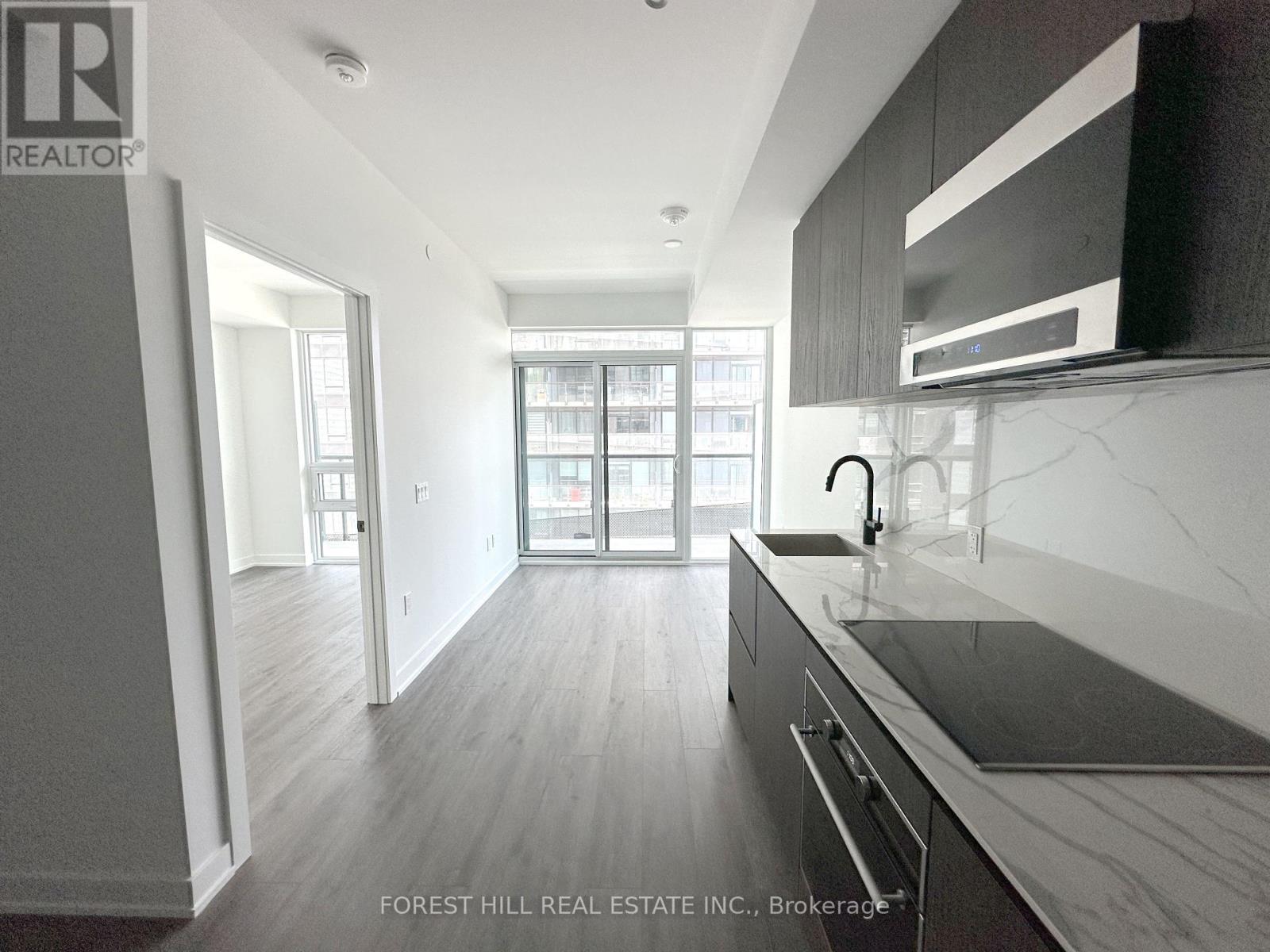 2408 127 Broadway Avenue