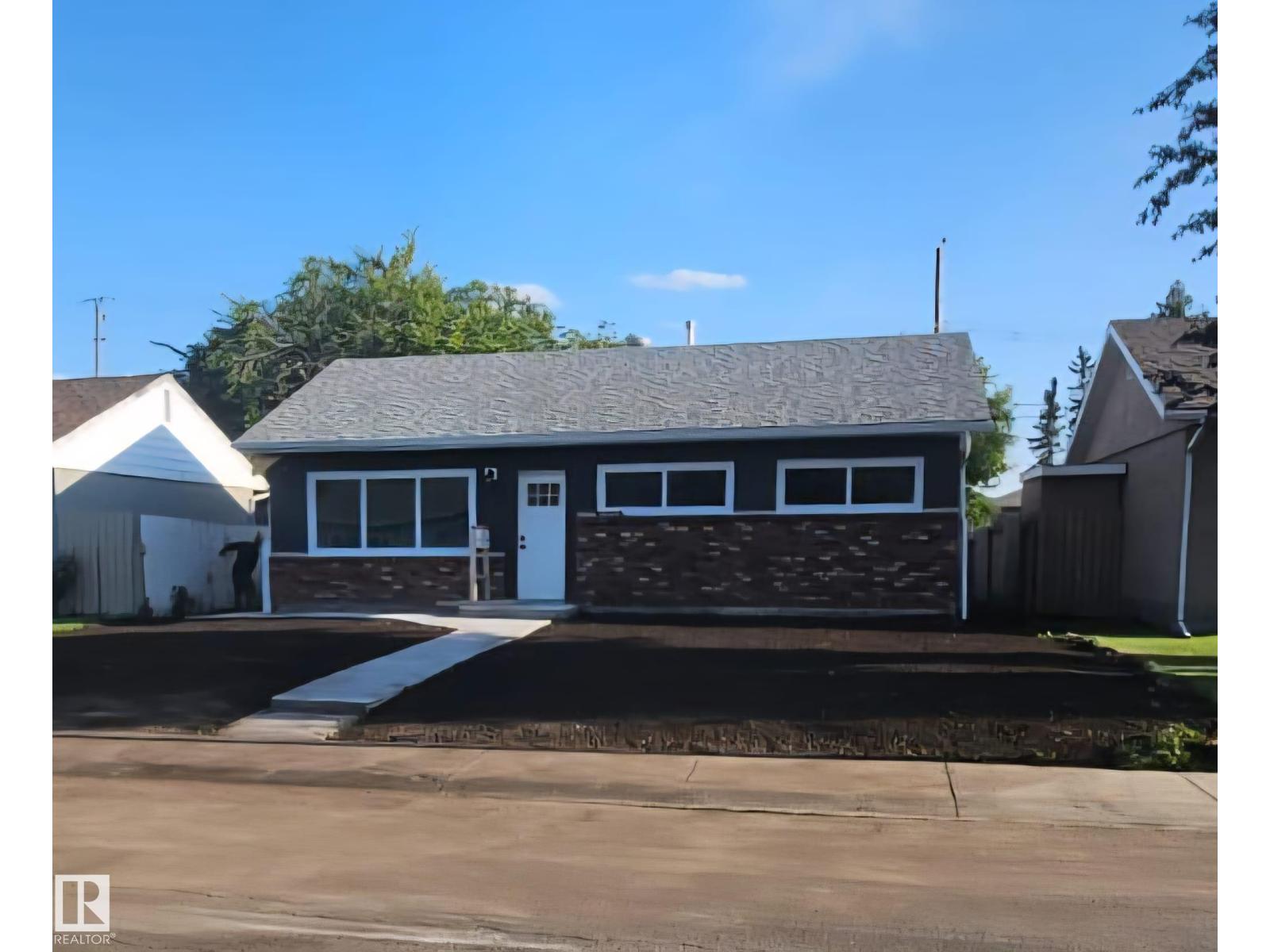 15911 108 Av Nw