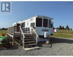 Living room - Shore Road, Lower L Apos Ardoise, NS B0E1W0 Photo 3