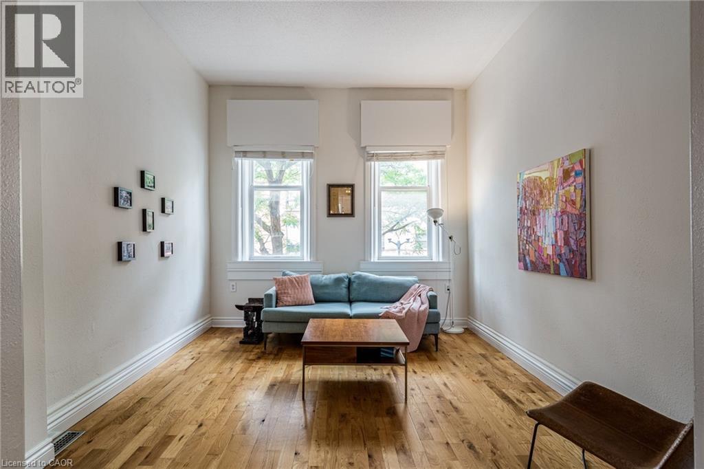 197 King Street E Unit Apt 2