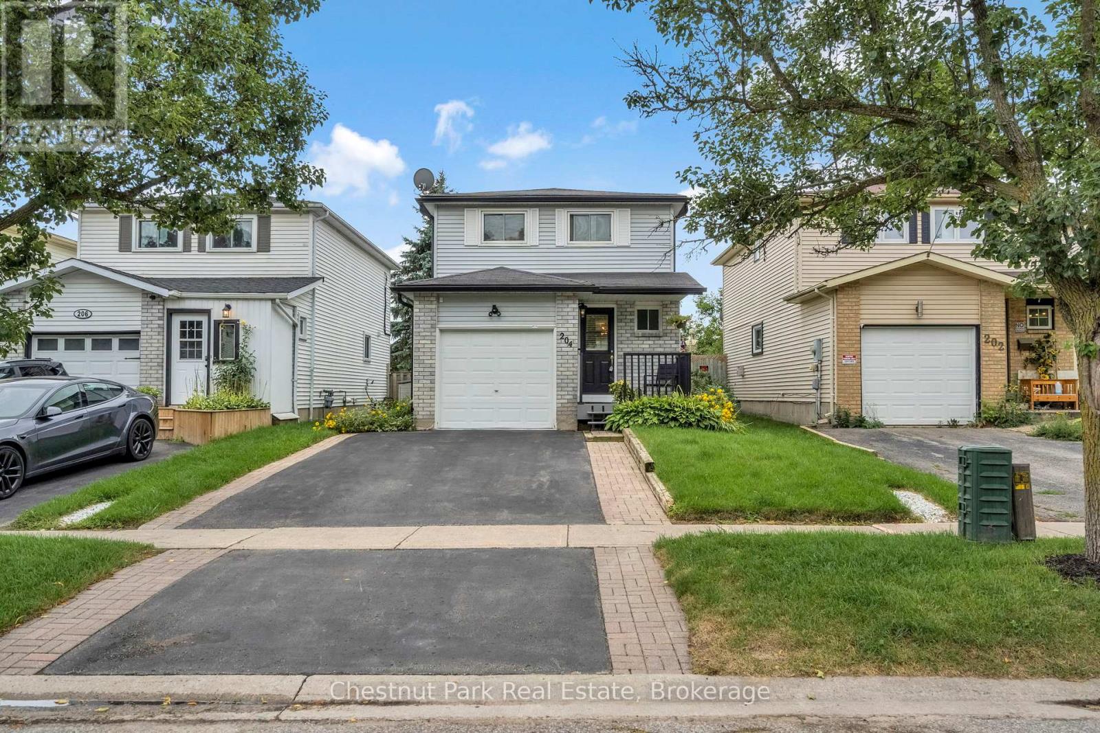 204 Hickling Trail