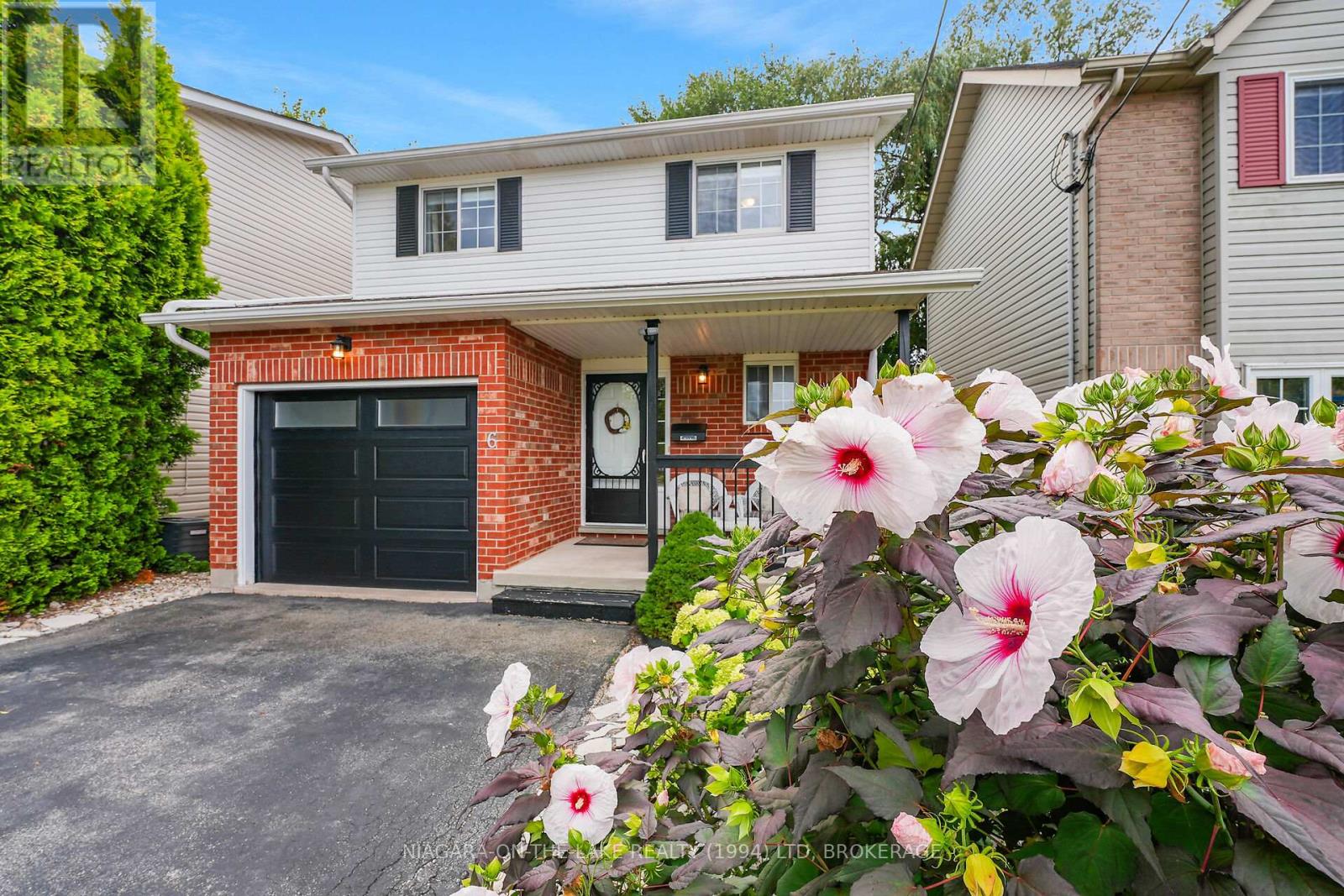 6 Lakeside Drive