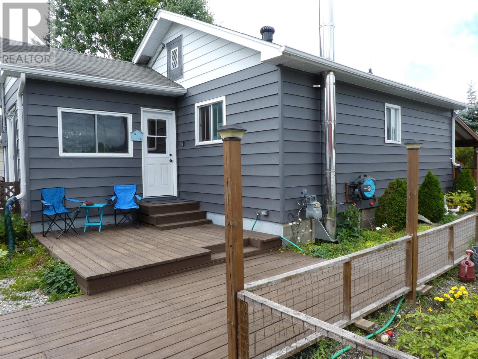 337 Garnet Dr