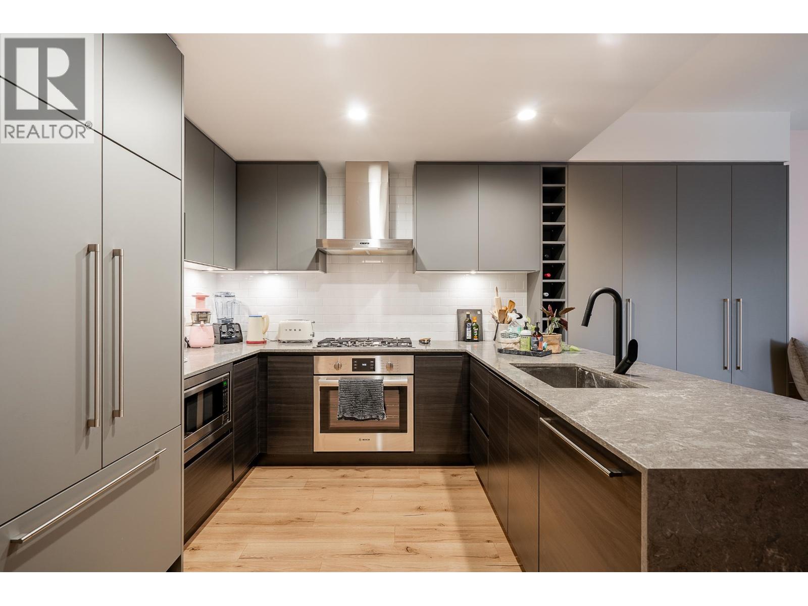 403 55 Klahanie Drive