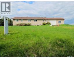 Living room - Sanderson Acreage, St Andrews Rm No 287, SK S0L2V0 Photo 2