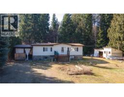 Unfinished Room - 4366 Poplar Ridge Crescent, Crescent Valley, BC V0G1H1 Photo 4