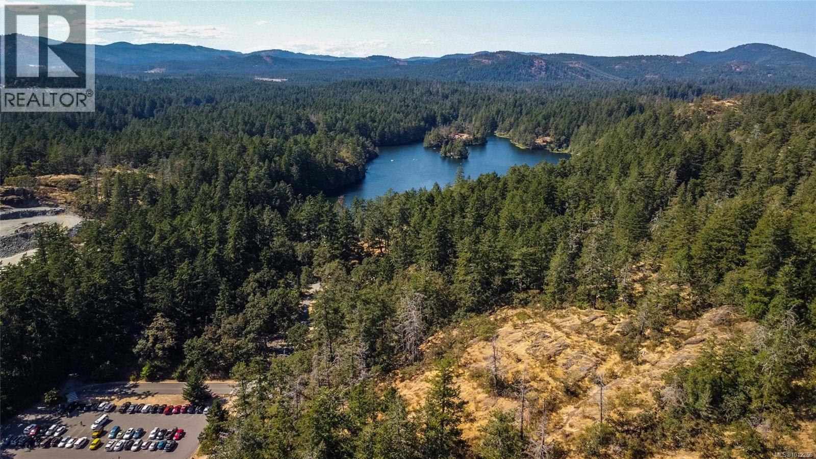 Lot 8 653 Madrona Ridge