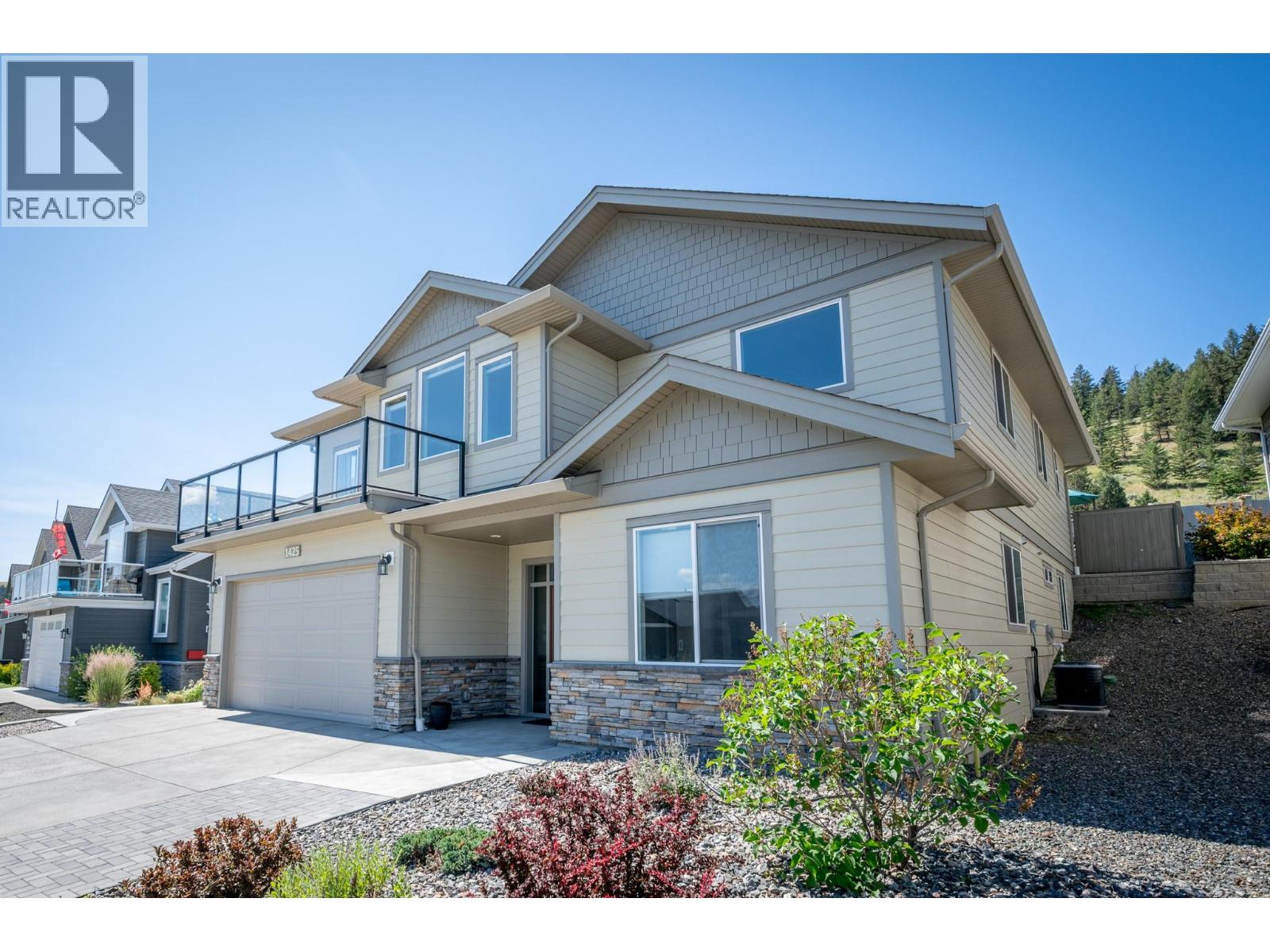 1425 Dunbar Drive