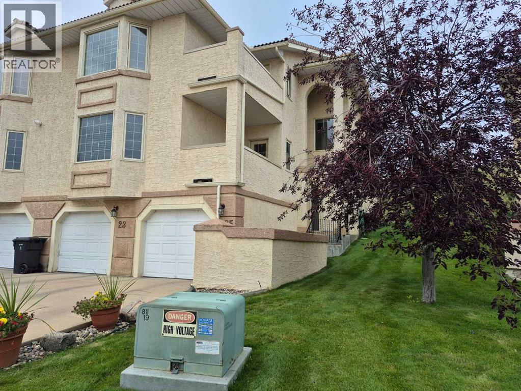 0 25 Canyon Court W