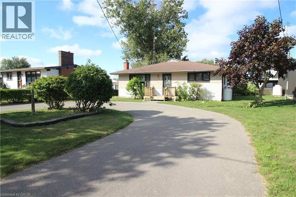 26 Pickerel Road