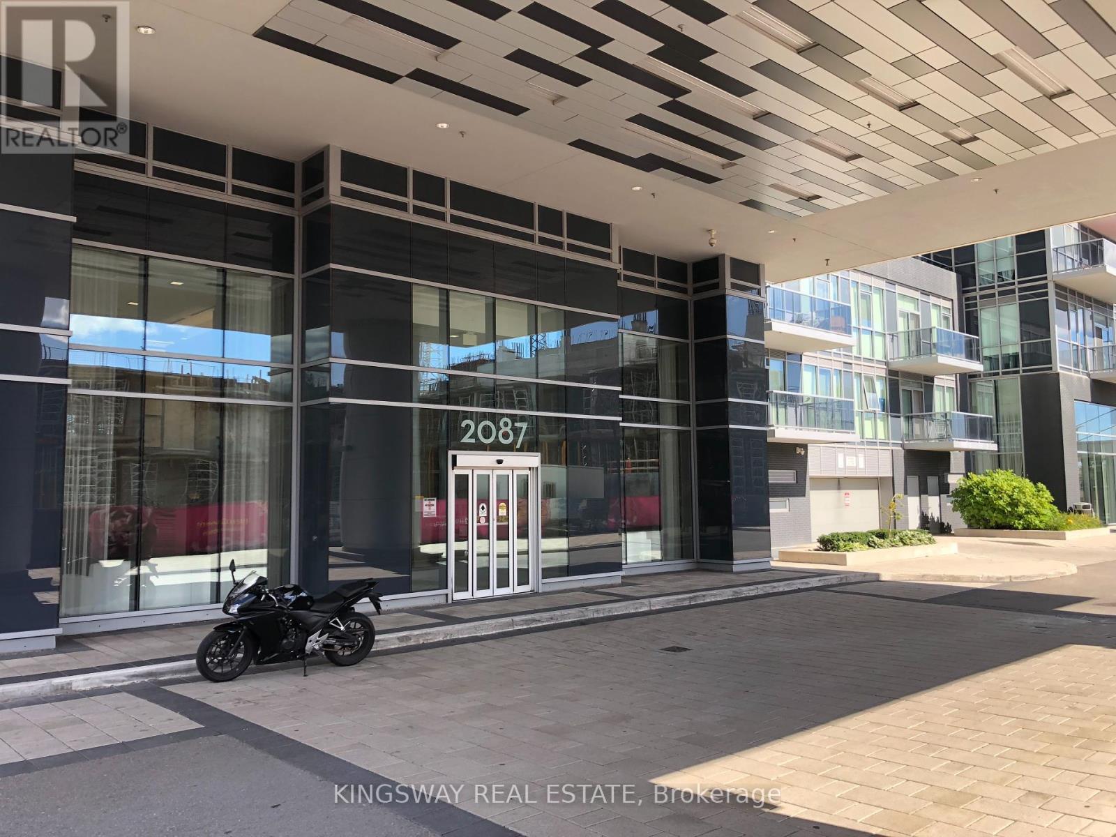 1808 2087 Fairview Street