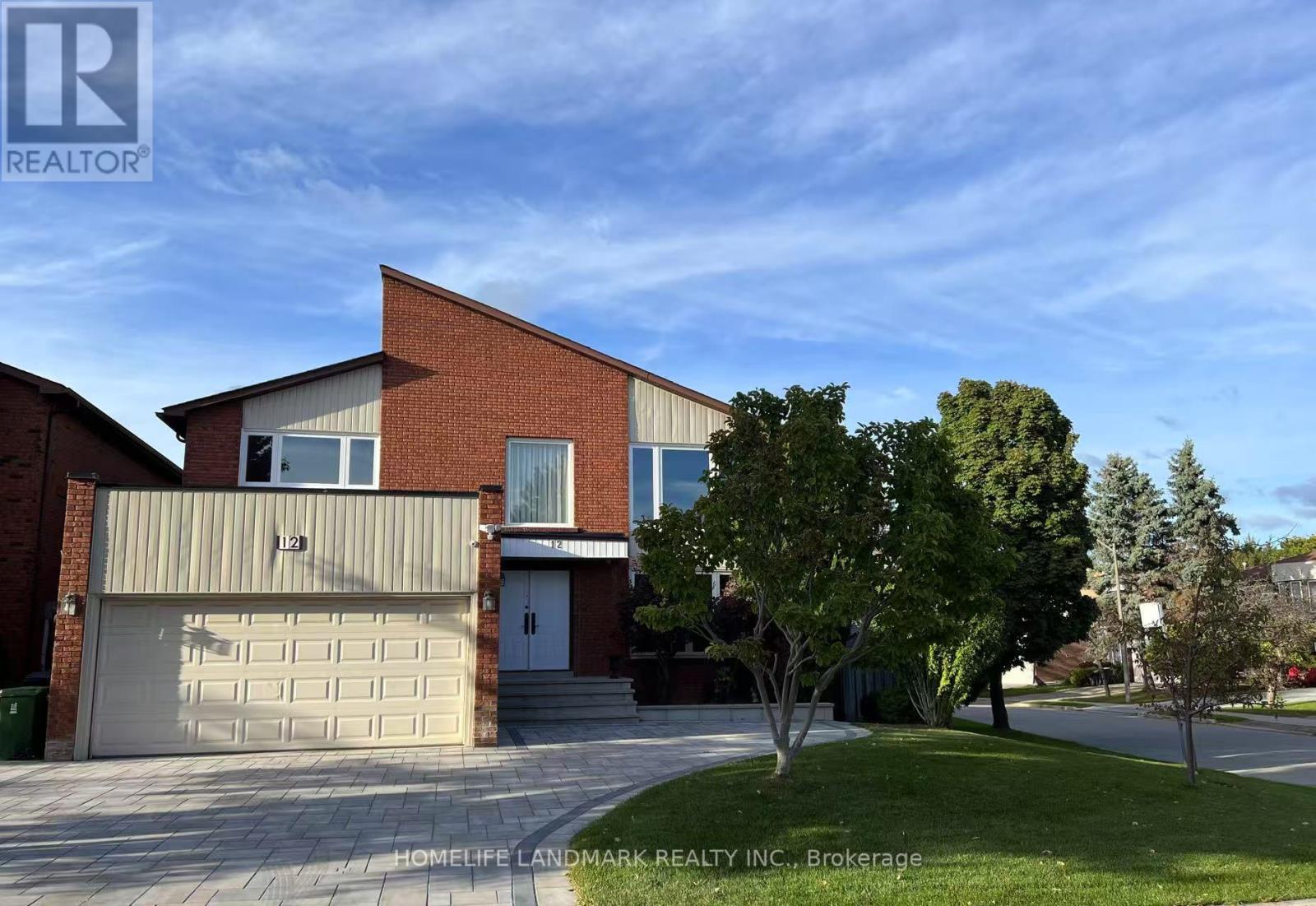 12 Clarinda Drive