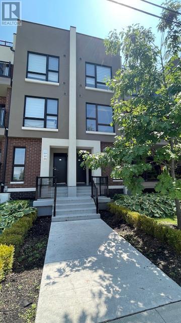 319 8835 Sheppard Avenue E