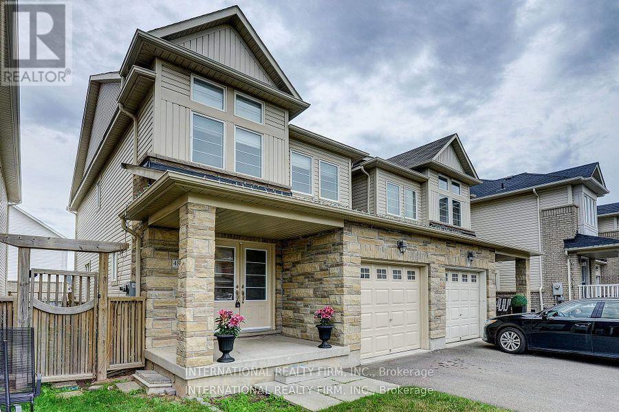 4881 Capri Crescent