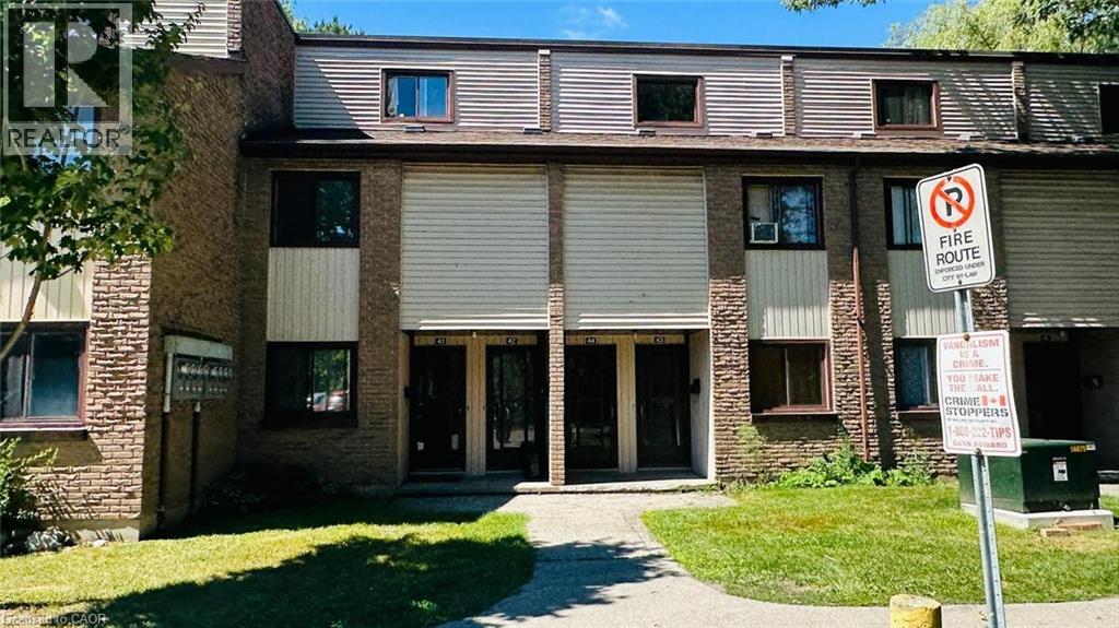 1200 Courtland Avenue E Unit 2