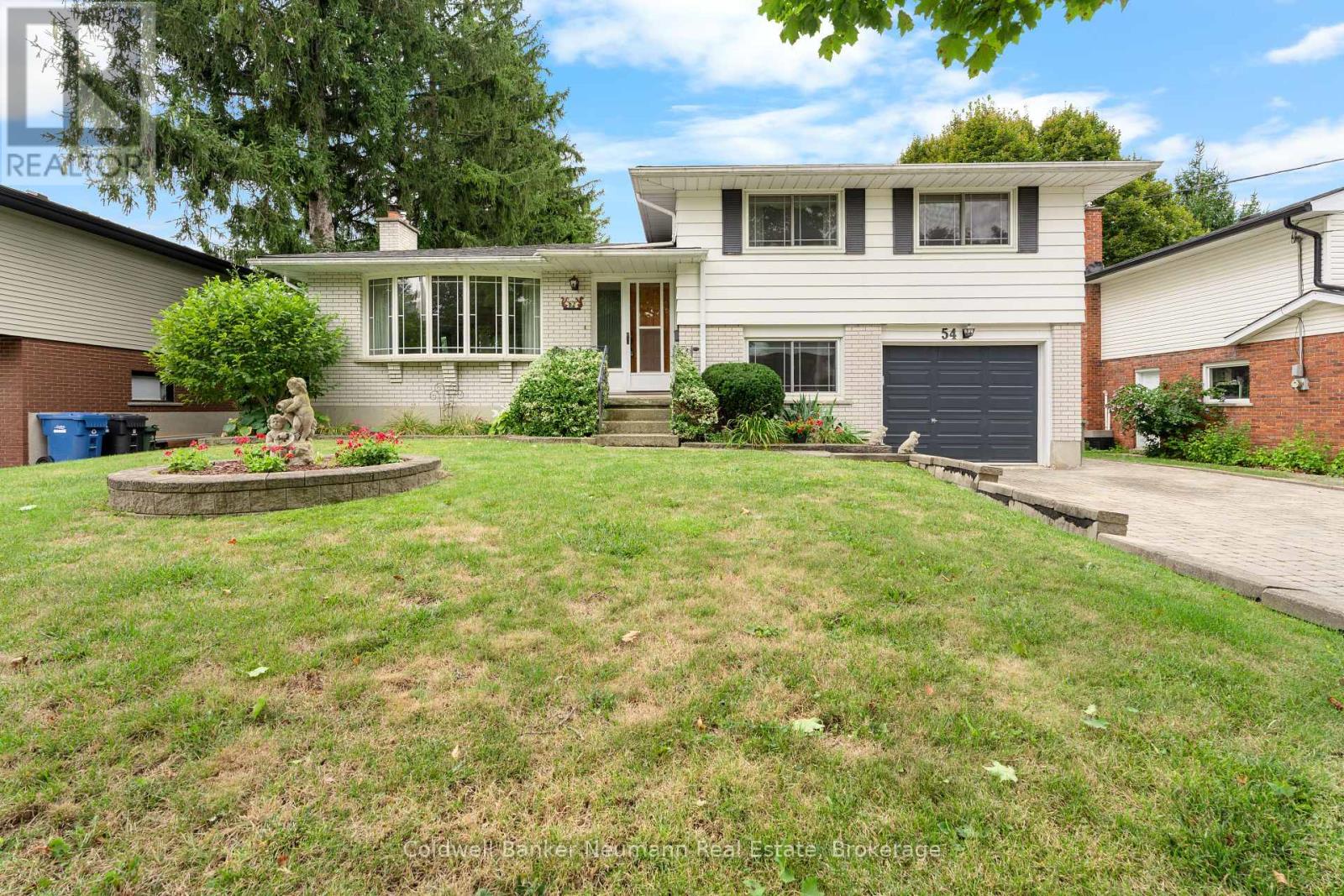 54 Glenburnie Drive