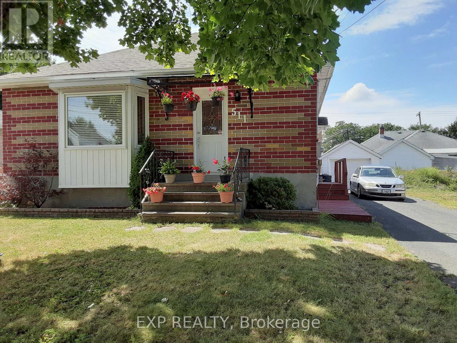 511 St Felix Street