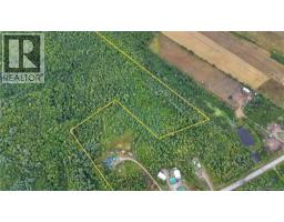 40 04 Hec Route 355, Sainte Rose, NB E1X2X1 Photo 2