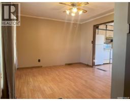 Kitchen - Street 209 Francis Street, Francis, SK S0G1V0 Photo 2