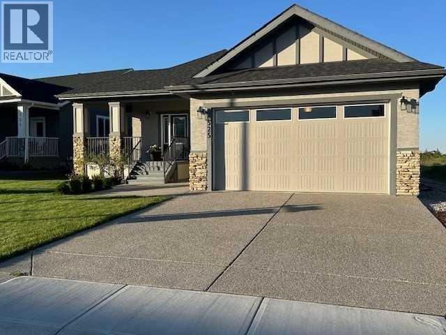 525 Muirfield Crescent
